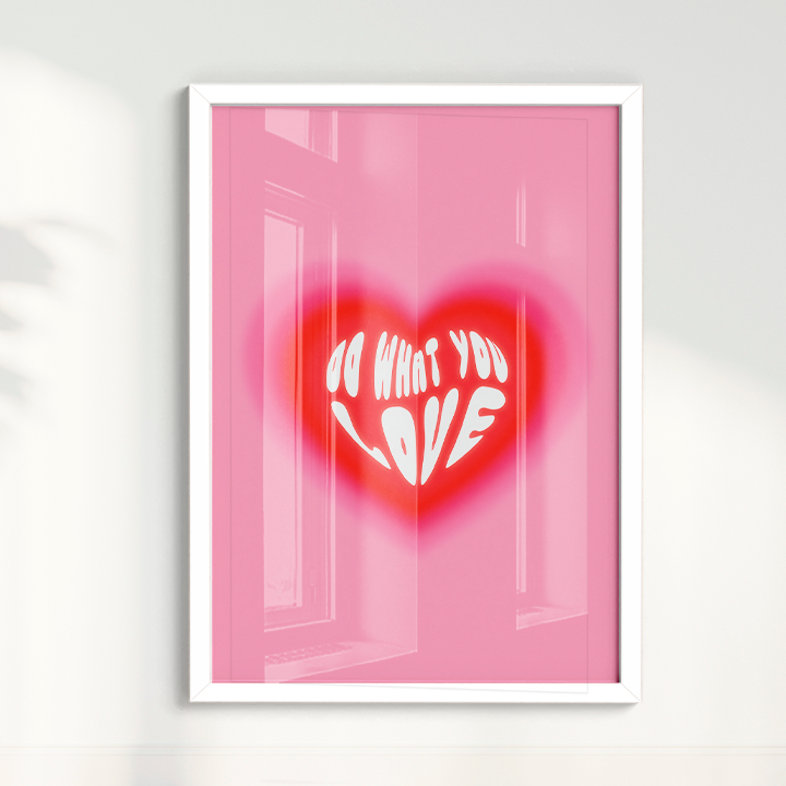 Do what you love por Larissa Lira