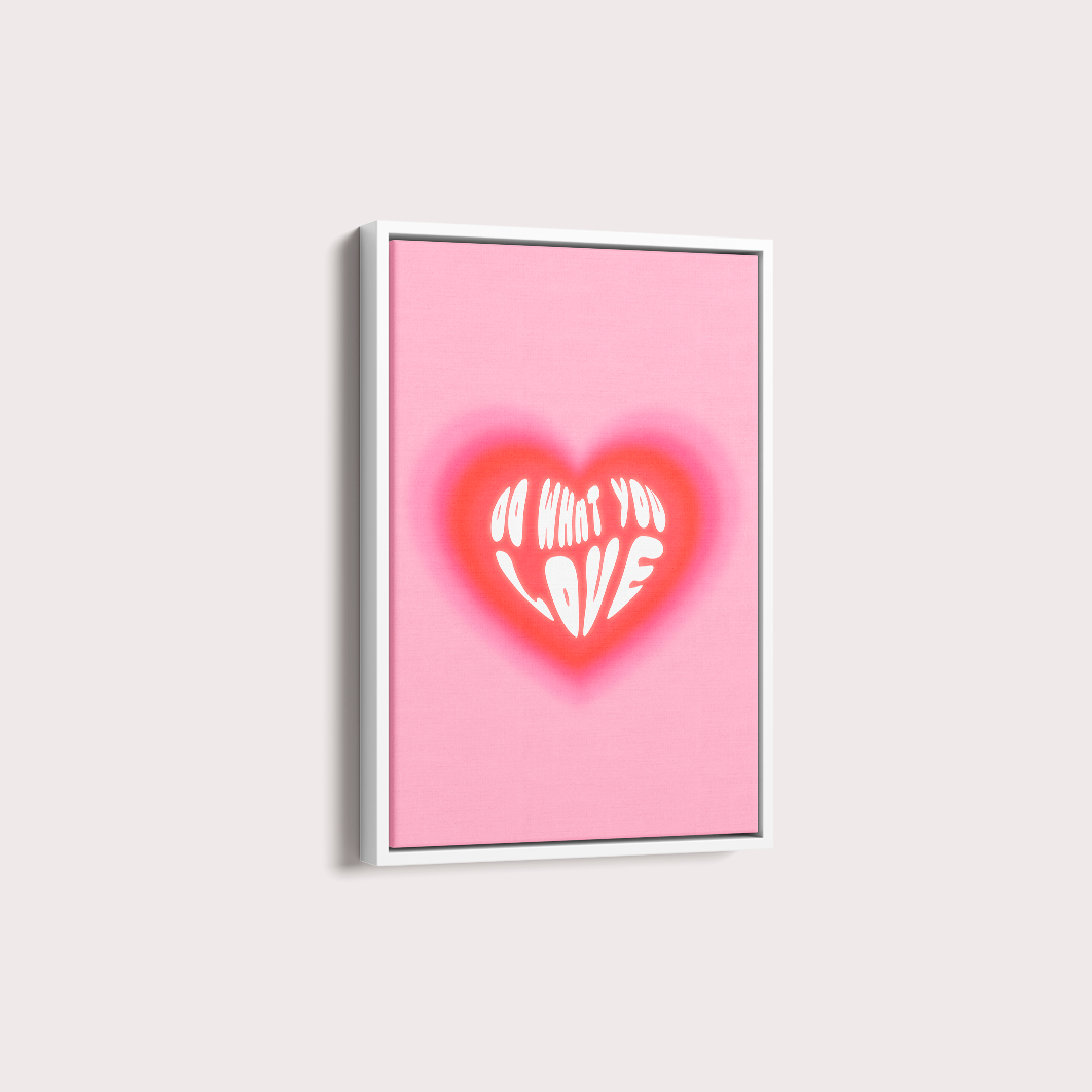 Do what you love por Larissa Lira