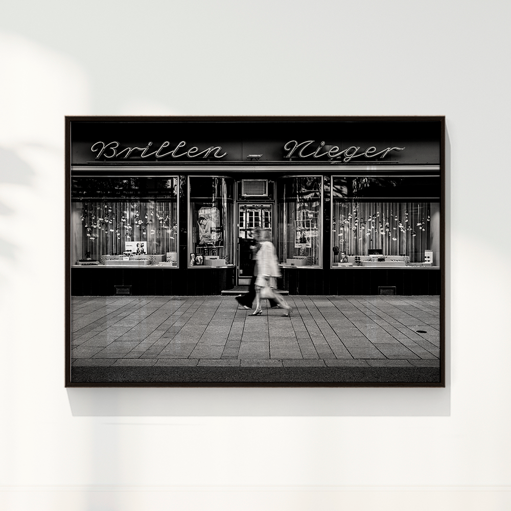Quadro “Brillen” por Angus Waddacor-McConill