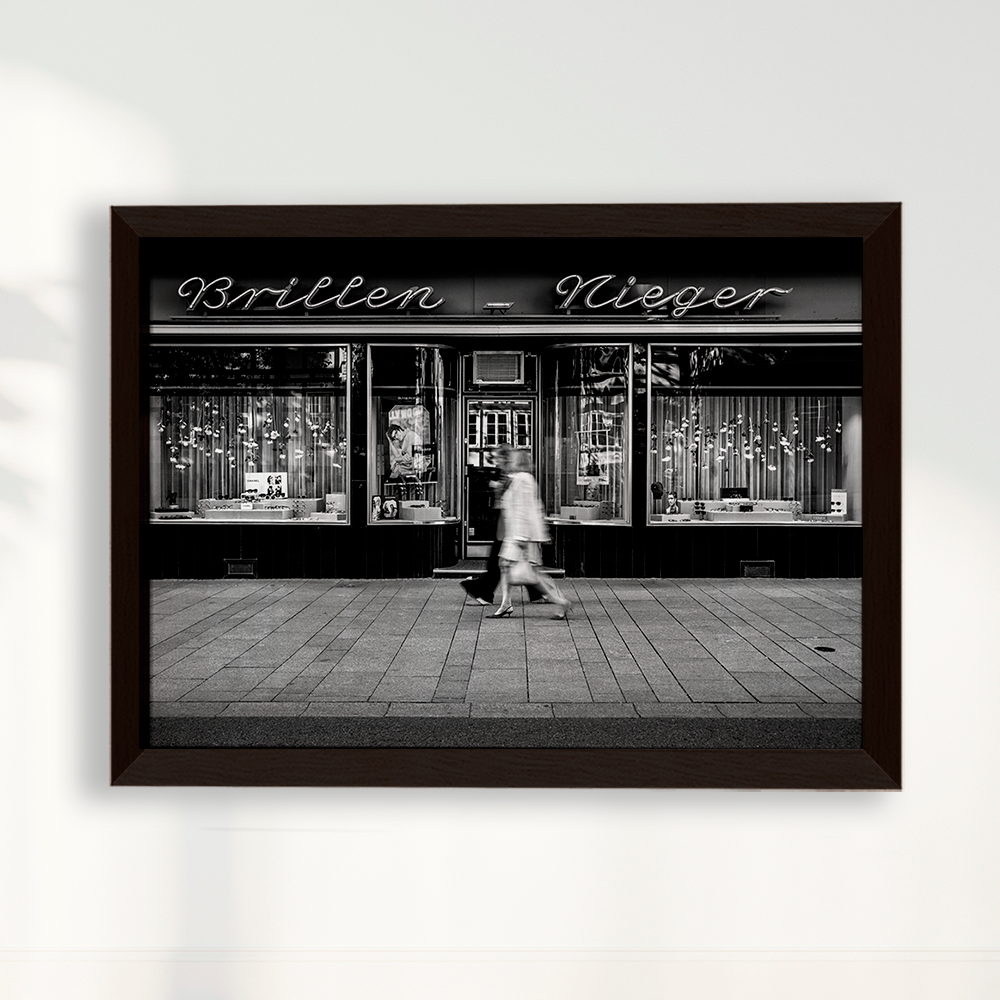 Quadro “Brillen” por Angus Waddacor-McConill
