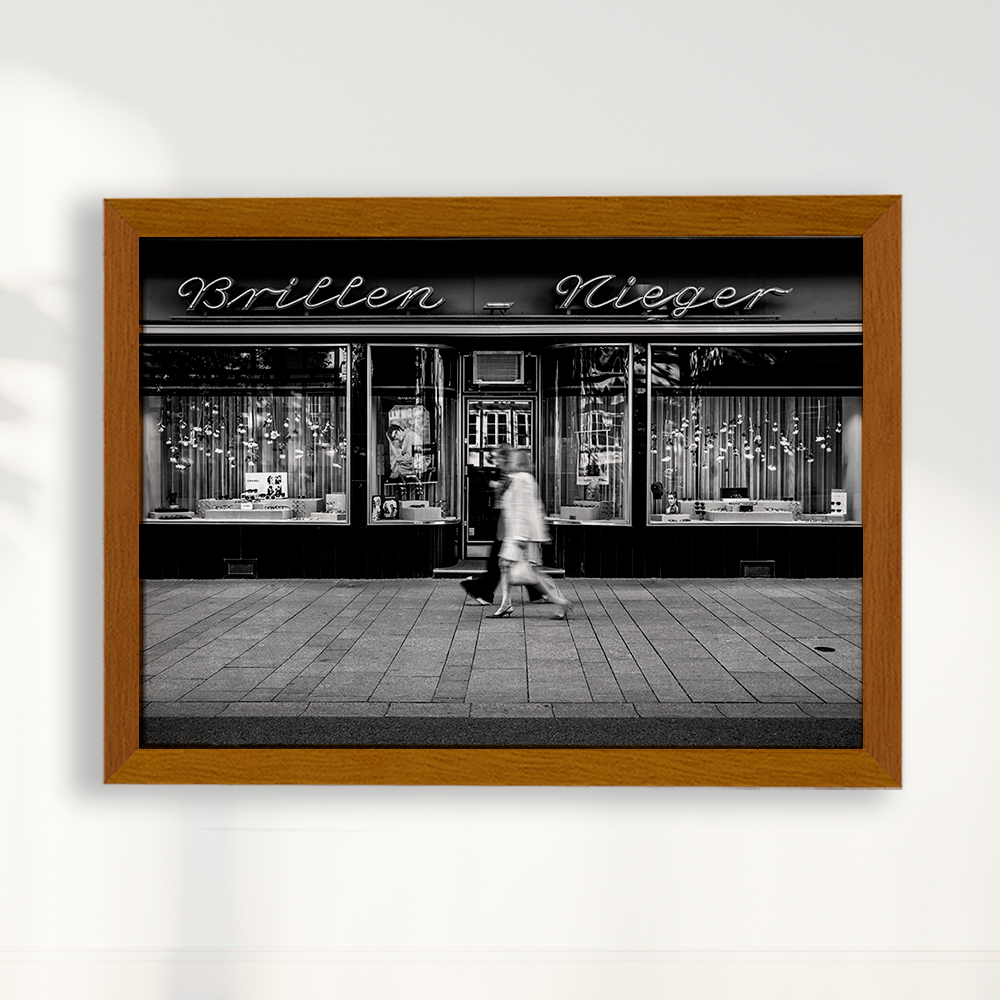 Quadro “Brillen” por Angus Waddacor-McConill