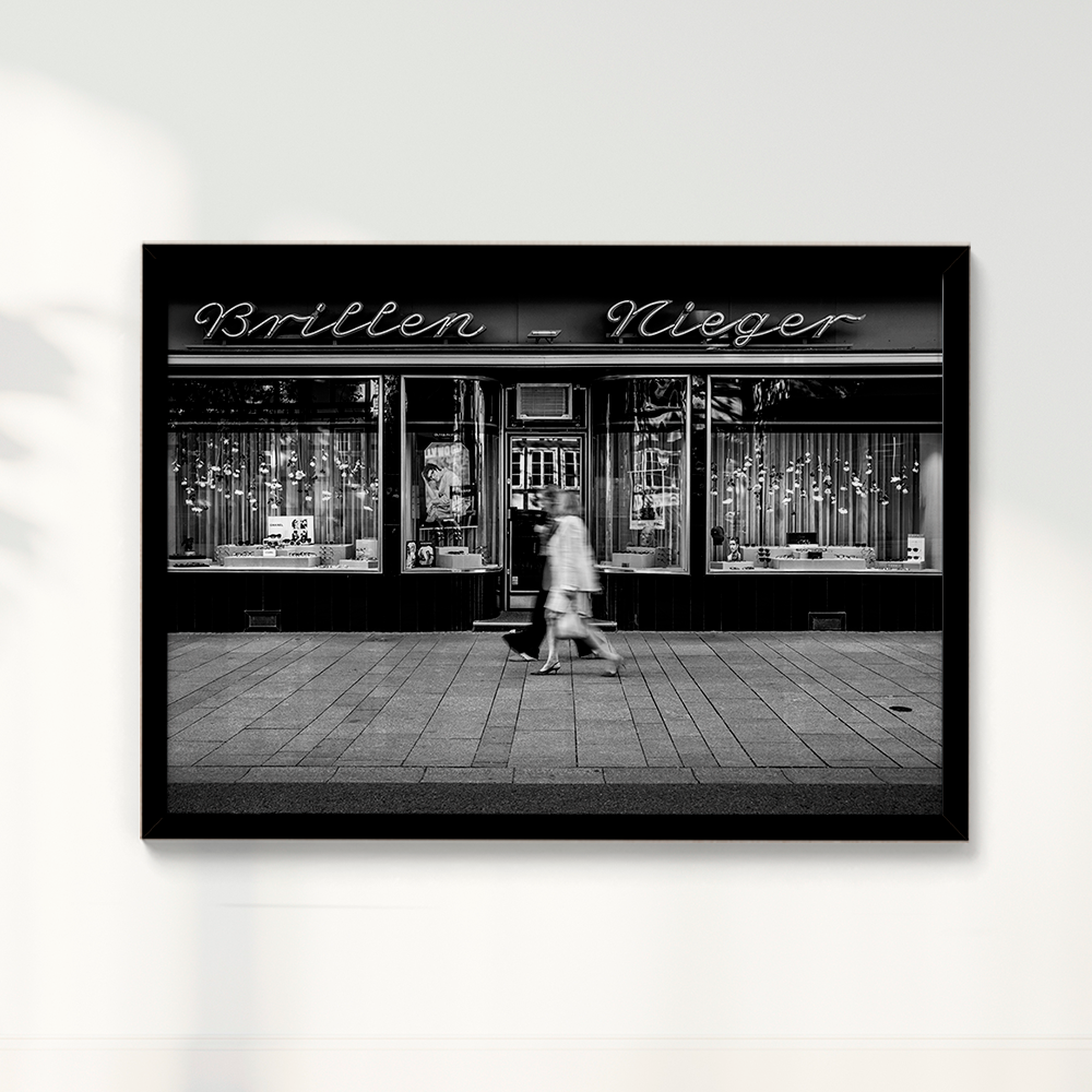 Quadro “Brillen” por Angus Waddacor-McConill