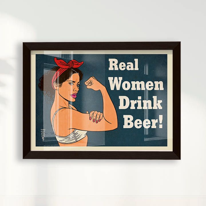 Quadro Real Woman Drink Beer por Thiago Villas Boas