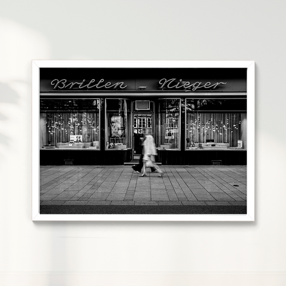 Quadro “Brillen” por Angus Waddacor-McConill